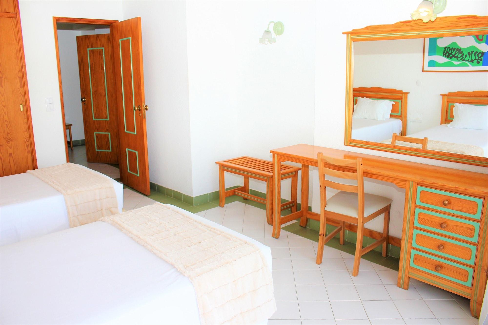 Ourabay Hotel Apartamento - Art & Holidays Albufeira Exterior foto
